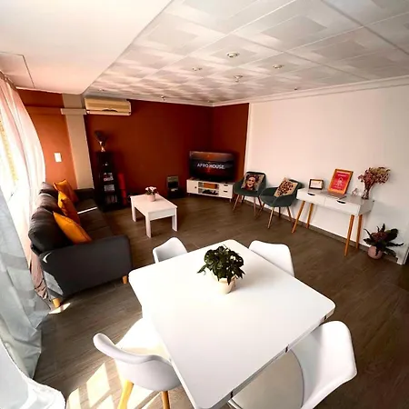 Djcumar Apartamento *