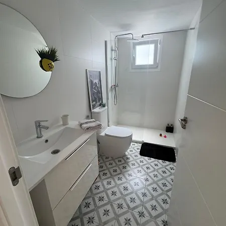 Apartament Djcumar *